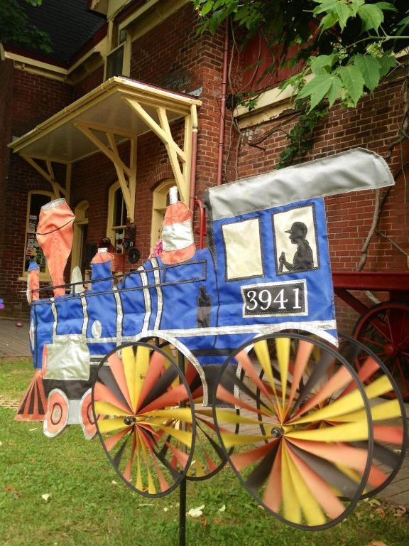 Train Station Inn Tatamagouche Екстериор снимка