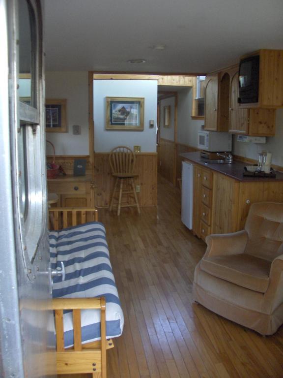 Train Station Inn Tatamagouche Стая снимка